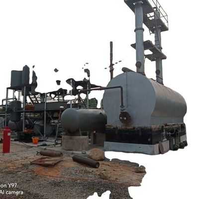 Matériau brut utilisé Machine de distillation d'huile de moteur destinée au recyclage en diesel ou huile de base