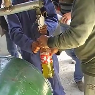 Équipement de distillation de l'huile de pyrolyse plastique pour les déchets de pneus et de diesel
