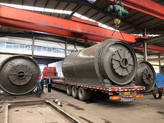 38 tonnes Poids de la machine Ligne de production de recyclage d'huile de caoutchouc à tension 380V