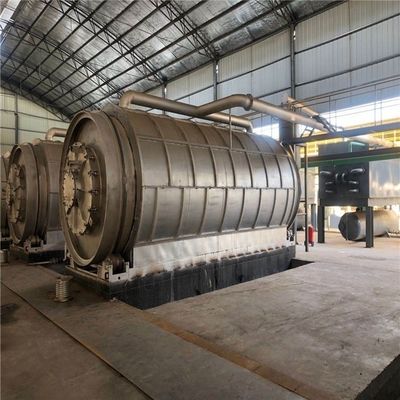 38 tonnes Poids de la machine Ligne de production de recyclage d'huile de caoutchouc à tension 380V